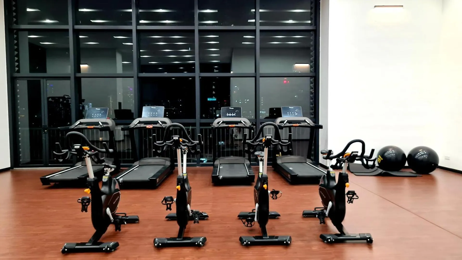 Apartment Chambers Service Suites Klcc By Cozy Stay Kuala Lumpur